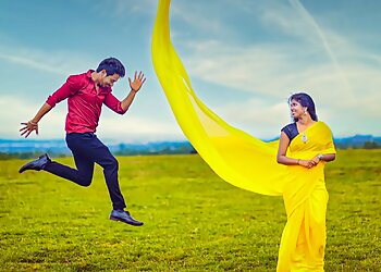 Hue'Xposure Creative Studio