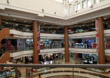 3 Best Shopping Malls in Vadodara - Expert Recommendations