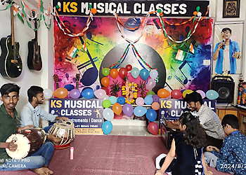 K S musical classes