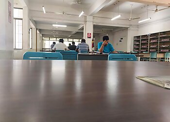 Kavi Narmad Central Library