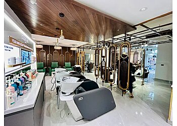 Bareilly Beauty Parlours LOOKS SALON image 1