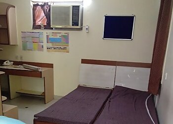 Lady Shriram Girls Hostel