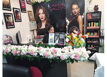 Lakme Salon - NAPIER TOWN