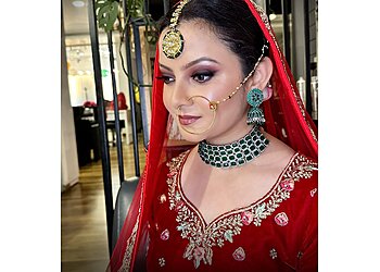 Lakme Salon Trikuta Nagar