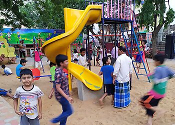 Lakshmana Gupta Park and Vaishnavi Devi Temple