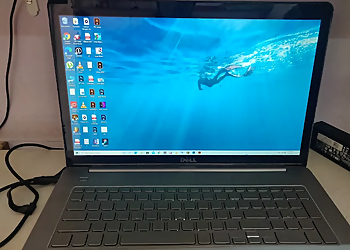 Laptop Service Center