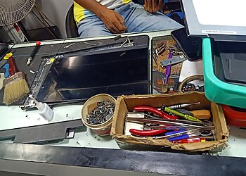 Laptop service centre LX IT