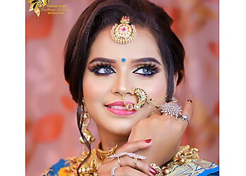 Lavanya Beauty Salon & Academy