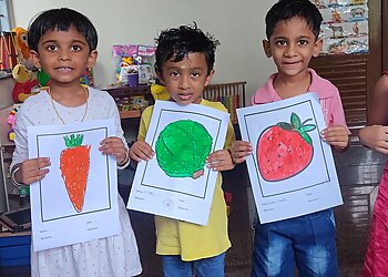 Little Eyes Montessori School & Day Care