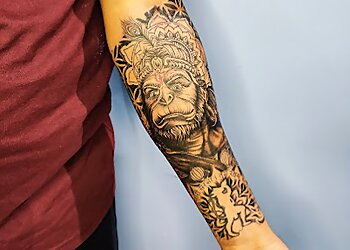 Little Monster Tattoos & Piercing Studio