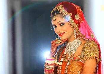 Loreat Beauty Parlour