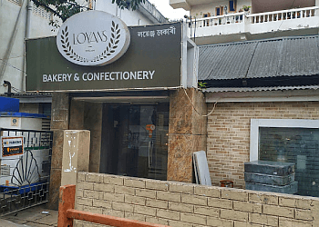 Loyans Bakery & Confectionery