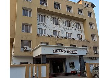 Lumbinis Grand Hotel