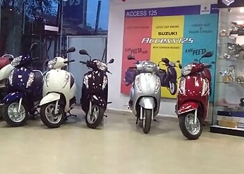 Maa Suzuki Premium-Koh-E-Fiza