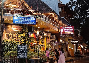 Madame Shanthés Café Restaurant