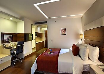 Mahagun Sarovar Portico Suites