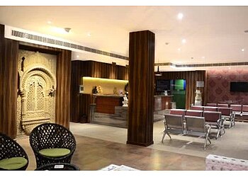 Mahajan Imaging & Labs