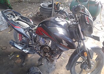 Malik service center