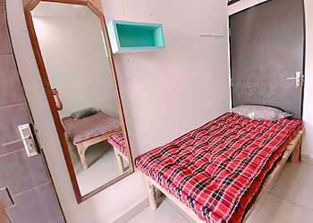 Manglam Girls Hostel