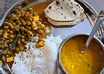 Mayank tiffin services