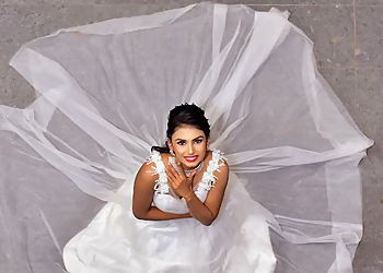 Mirror Salon & Academy