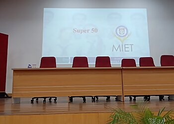 Model Institute of Engineering and Technology