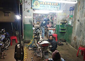 Momai Auto Garage and Bike Service Point