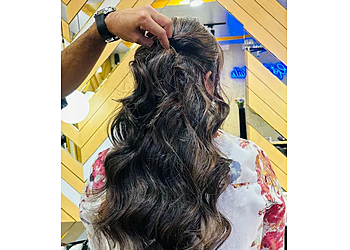 Monsoon Unisex Salon