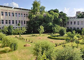 Motilal Nehru National Institute of Technology