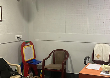 Mrs. Aashna Jain - BOMBAY HOSPITAL INDORE