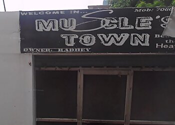 Aligarh Gym Muscle's Town Gym  image 1