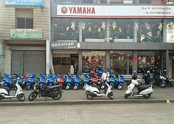 N J Yamaha