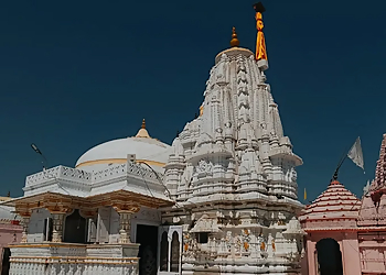 Nagar Seth Shree Laxminath Ji mandir