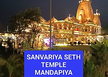 Nakoda Tours and Travels