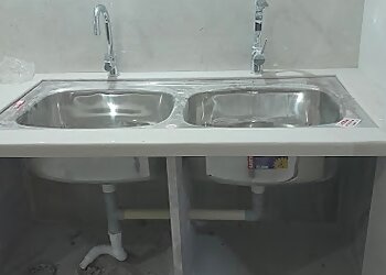 Naresh Plumbing Services