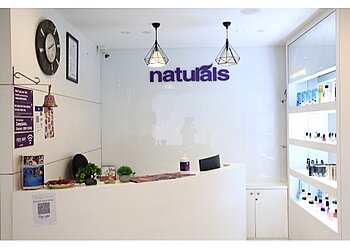 Tiruppur Beauty Parlours Naturals Salon image 1