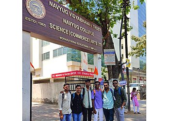 Navyug Arts College