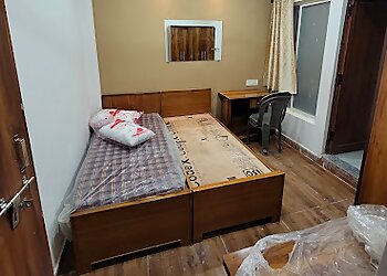 Naìvedhya Girls Hostel