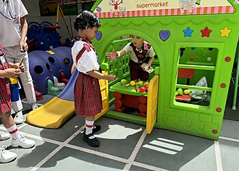 New Montessori Junior High School