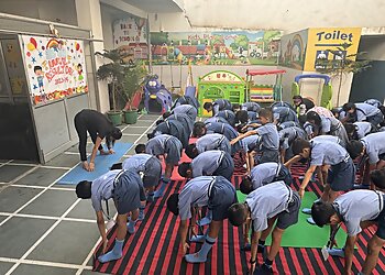 New Montessori Junior High School