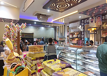 New Shukla Sweets & Namkeen