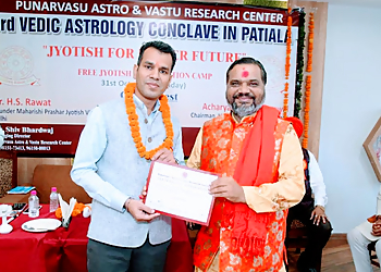 Nipun Goyal - ASTRO WISDOM JYOTISH READINGS