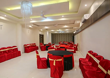 OYO 3603 White Pearl Hotel