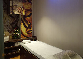 Oasis Spa & Unisex Saloon