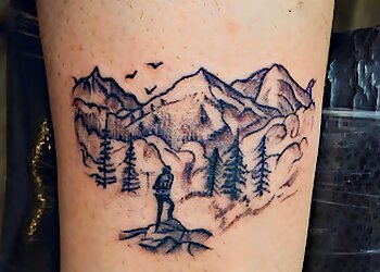 P.S. Tattoo Piercing