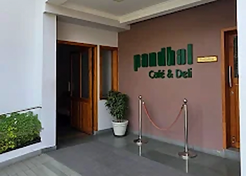 Pandhal Cafe & Deli