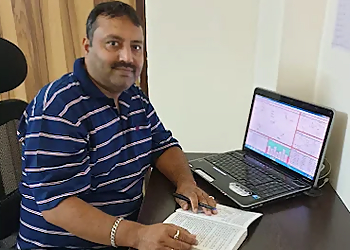 Astrovastu Adishashtra By Pandit Prakash Vyas