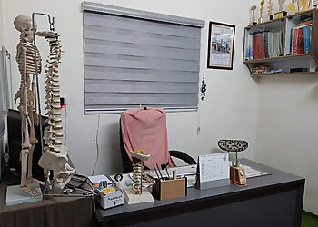 Paras Physiotherapy, Chiropractic and Sports Injury Clinic