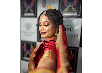 Phoenix Professional Family Salon And Academy