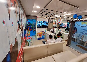 Pinnacle Blooms Network